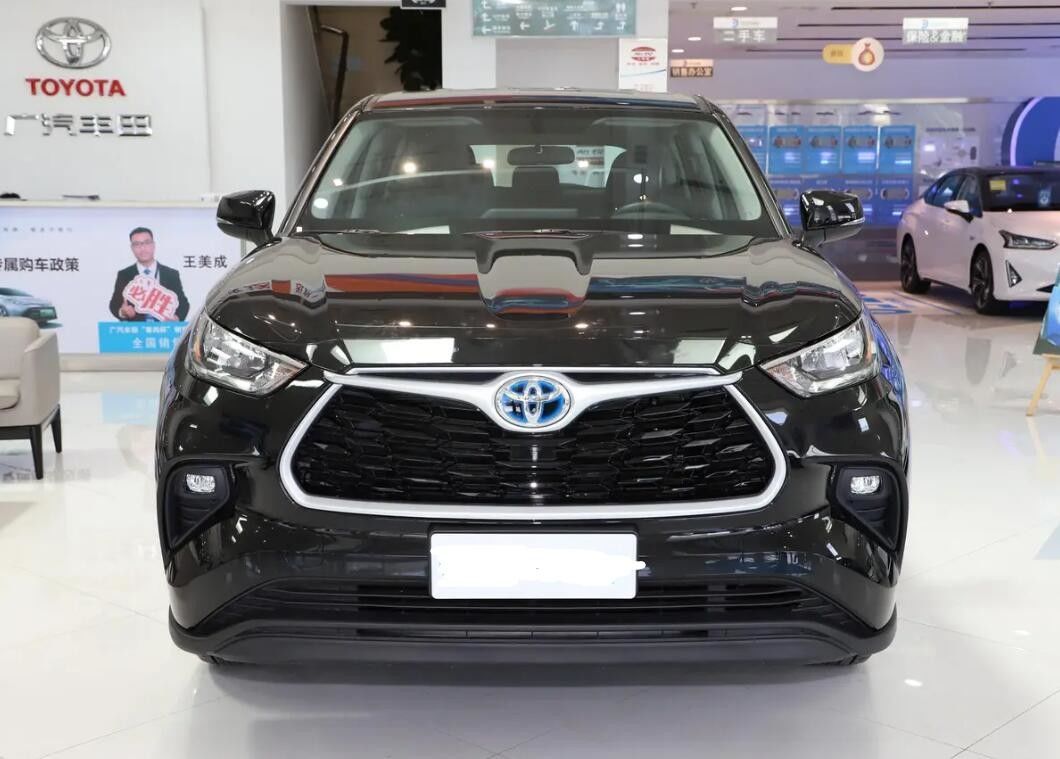 Toyota Highlander 2022 Dual Engine 2.5L E-CVT 7 Seater Hybrid SUV